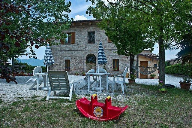 Hotel Antica Loggia Fabriano Exterior foto